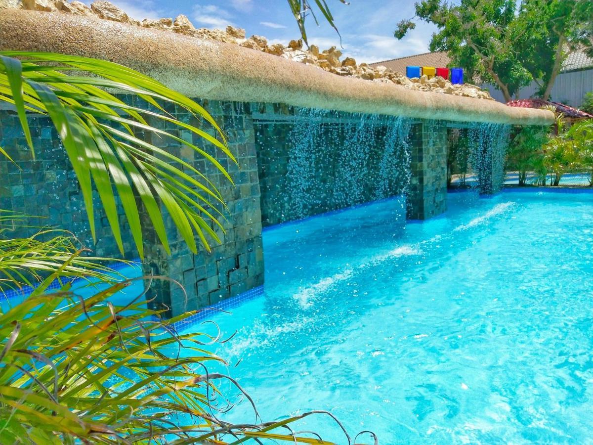 Gem'S Paradise Resort Cebu Extérieur photo